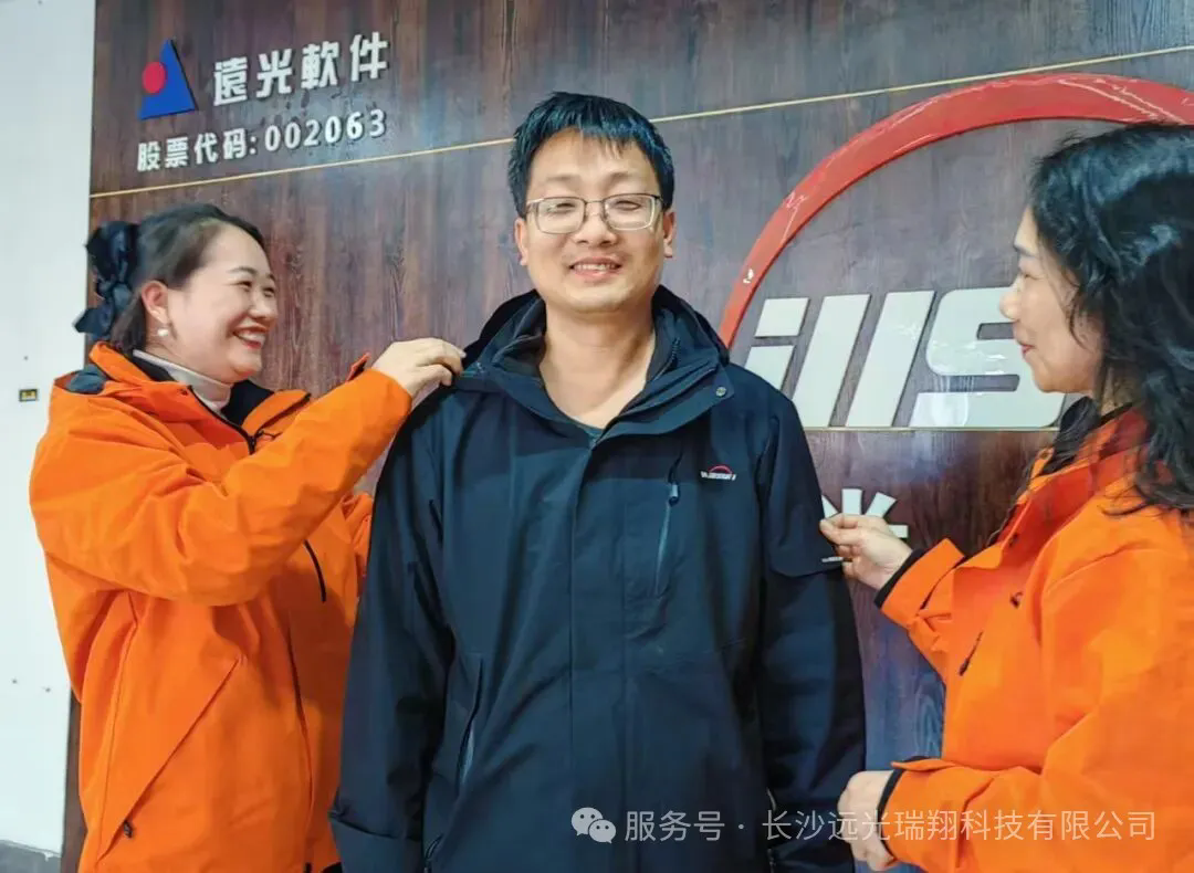 12.webp.png 12.webp.png